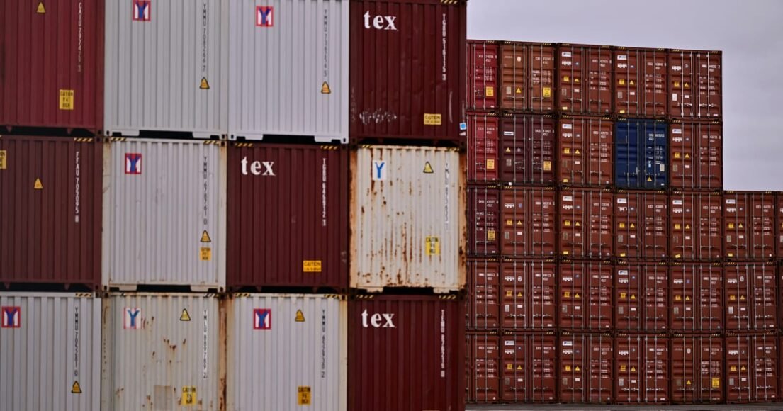 US Patience Wears Thin as Deadline Looms to Prevent New Trade War with EU