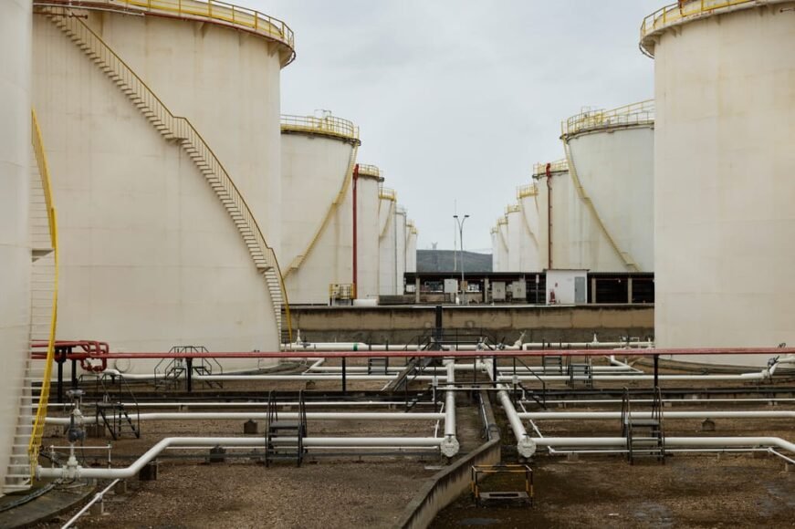 Von der Leyen Stands Firm Amid Energy Crisis Criticism