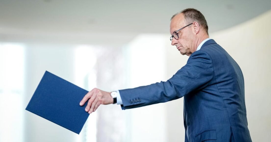 Germany Ready to Deploy Minesweepers to Strait of Hormuz