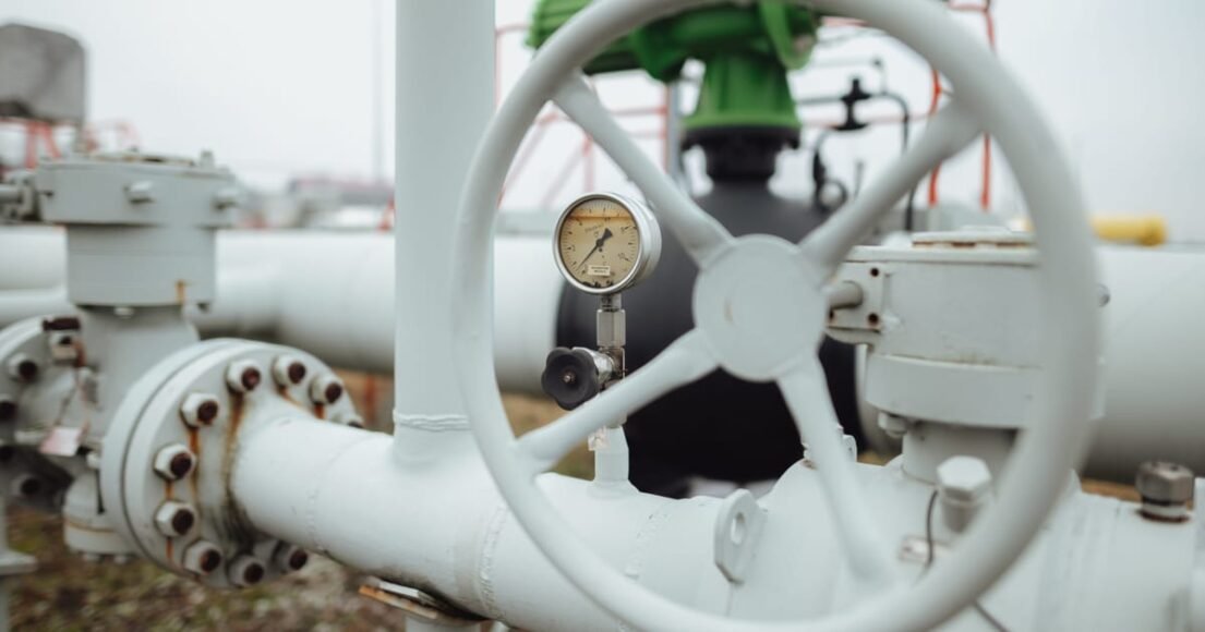 Serbia Discovers Explosive Near Hungary Pipeline Ahead of Key Election