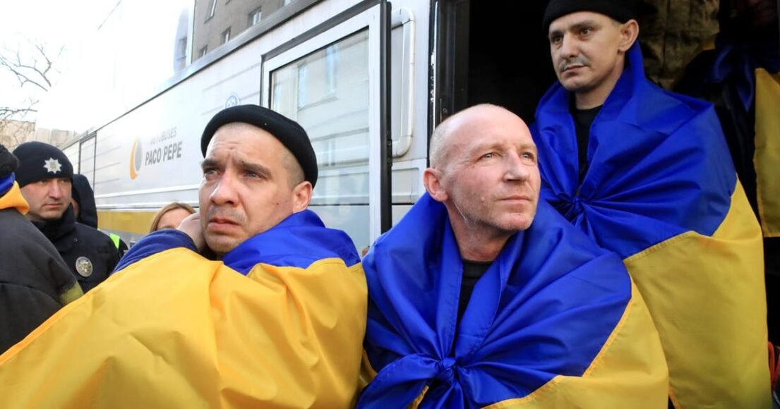 Ukraine and Russia Exchange 175 War Prisoners as Easter Ceasefire Begins