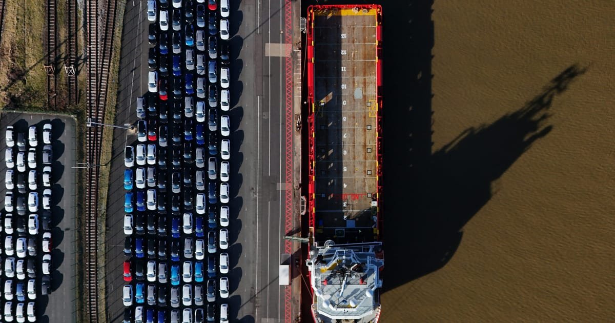 European Commission to ‘Keep Options Open’ on Trump’s Tariff Threat