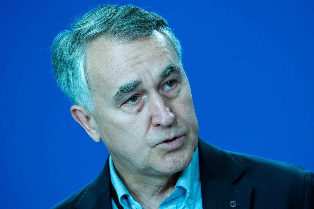 Luxembourgish MEP Spearheads Recruitment for Russia Trip