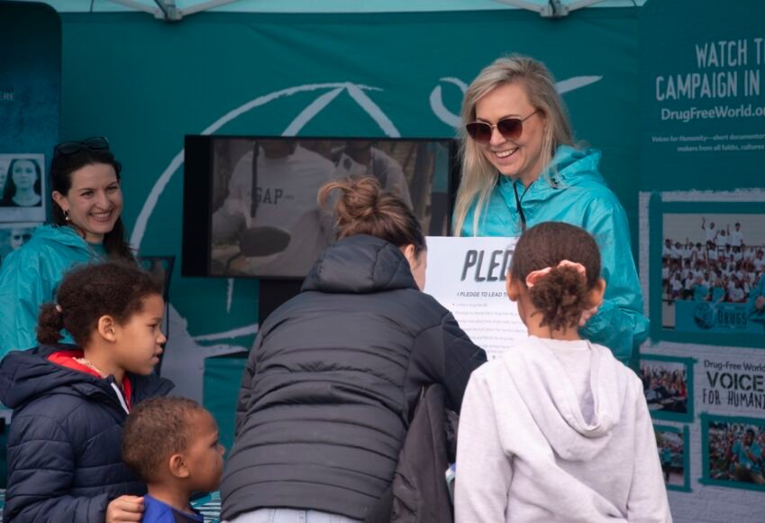 Mobile Exhibition Brings "Truth About Drugs" Prevention to Dublin