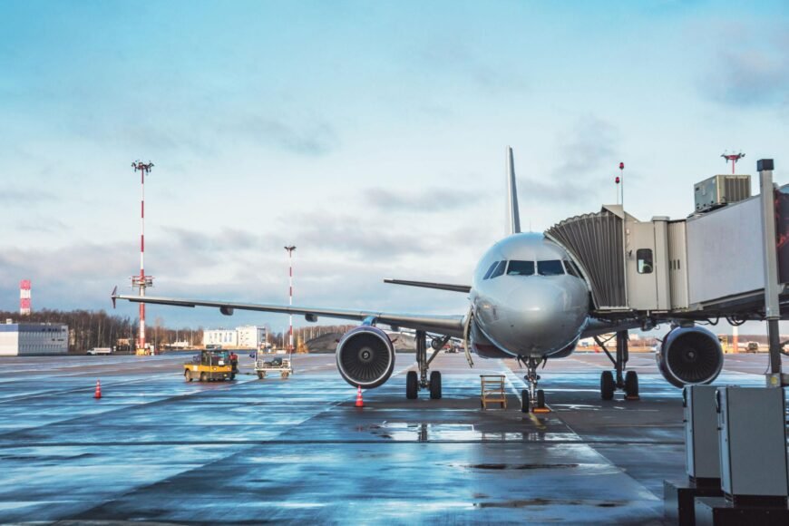 Air Travel Demand Stays Robust Amid Growing Industry Challenges
