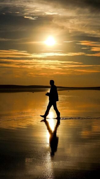 Turkey Imposes €13,000 Fine for Evening Beach Walks