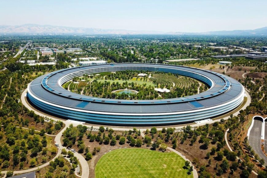 Apple Intelligence AI Service Registered with China’s Cyberspace Regulator