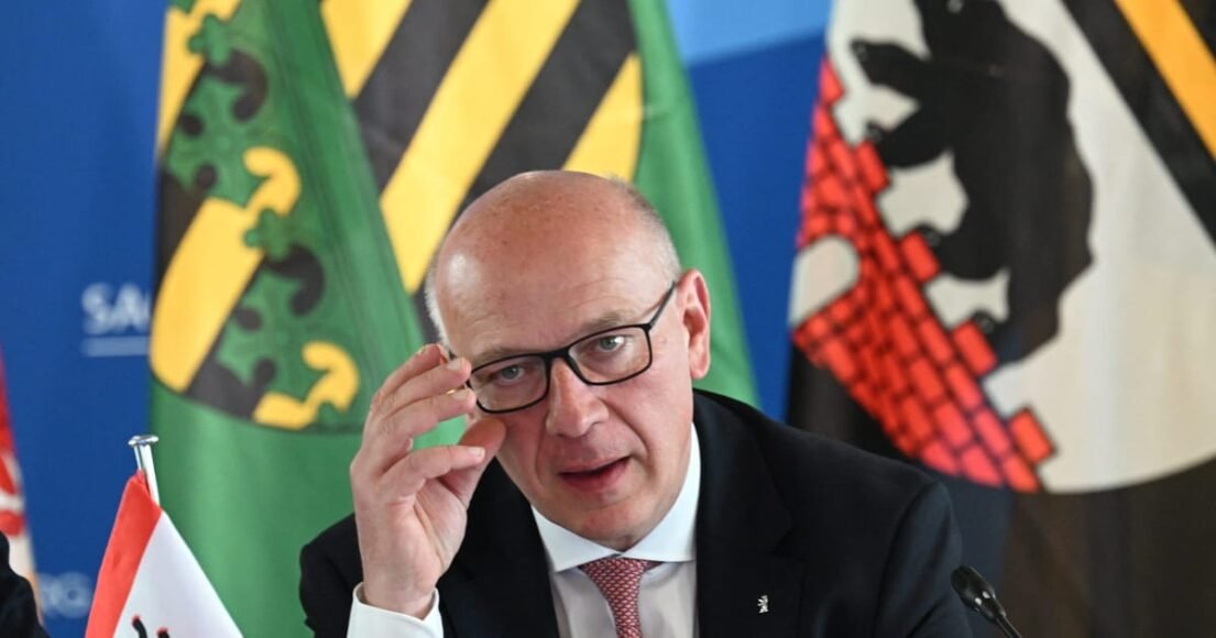 Berlin Mayor Withdraws from Reelection Over Blackout Falsehood