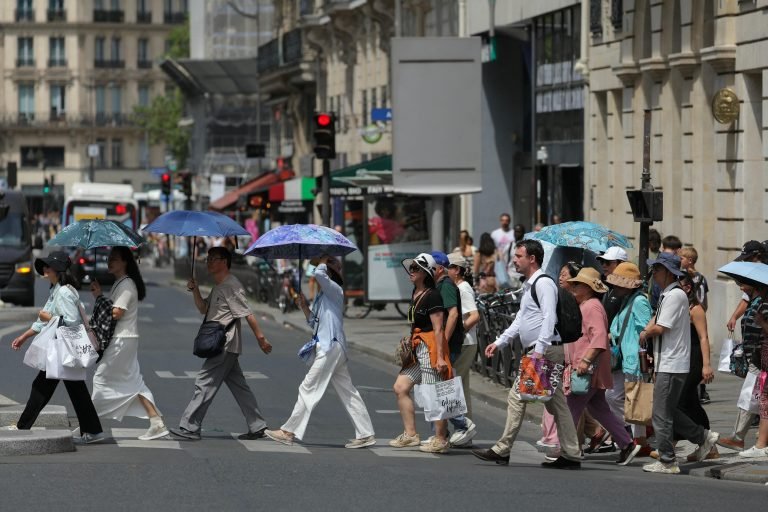 France Records 5,764 Excess Deaths During June-July Heatwaves