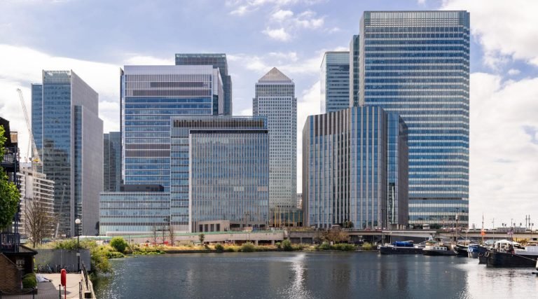 Institutional Investing Spotlight: LSEG Lipper Analyzes Fixed-Income Fund Flow Data