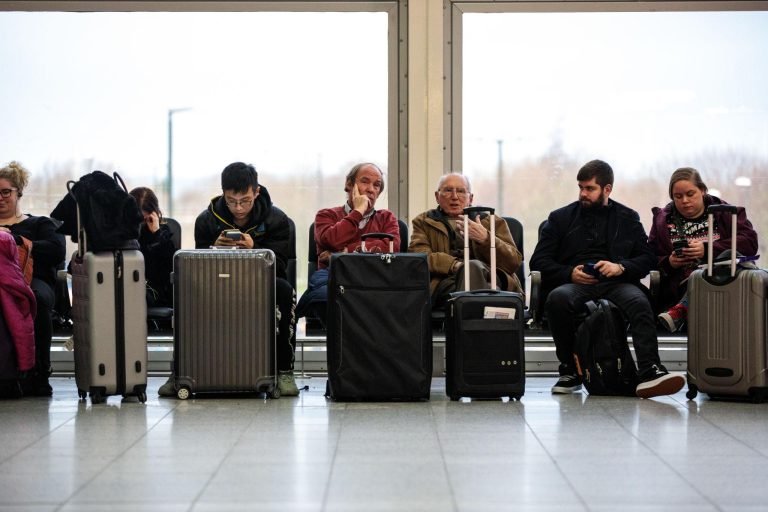 Water Supply Failure Disrupts Both Terminals at London Gatwick Airport