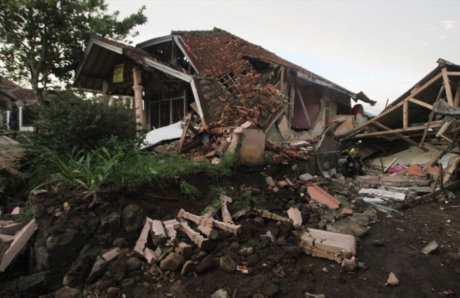 7.7 Earthquake Hits Off Indonesia, Tsunami Alert Issued