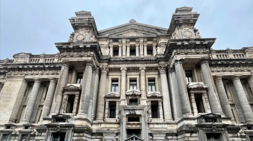 Dutch National Receives Suspended Sentence in Belgium for Domestic Violence