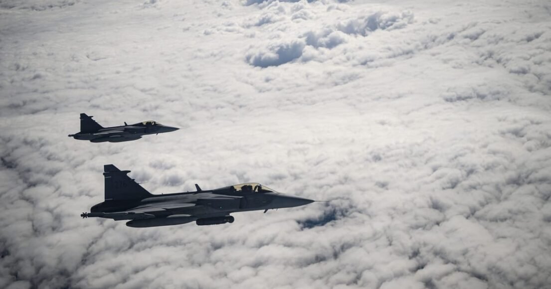 France Announces Fighter Jet Cooperation with Sweden