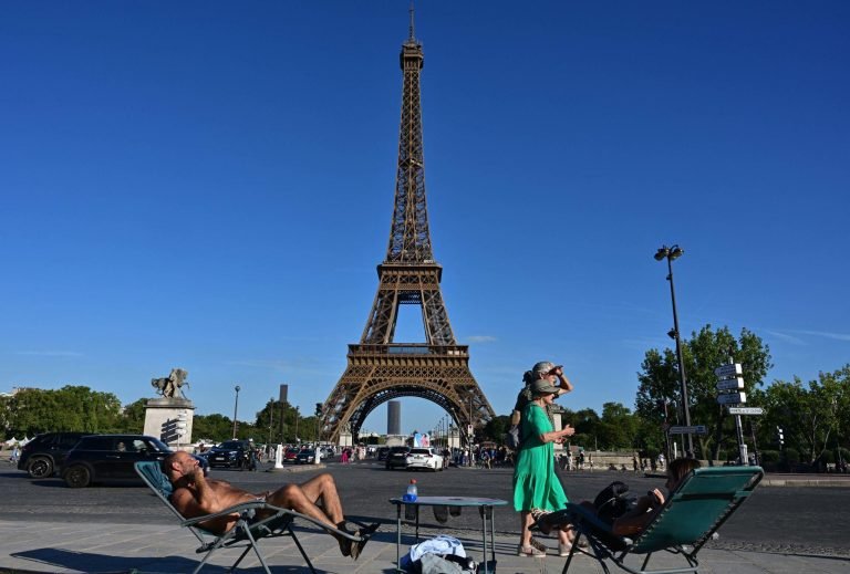 France Calls for Swift Action as Heatwave Alert Levels Increase