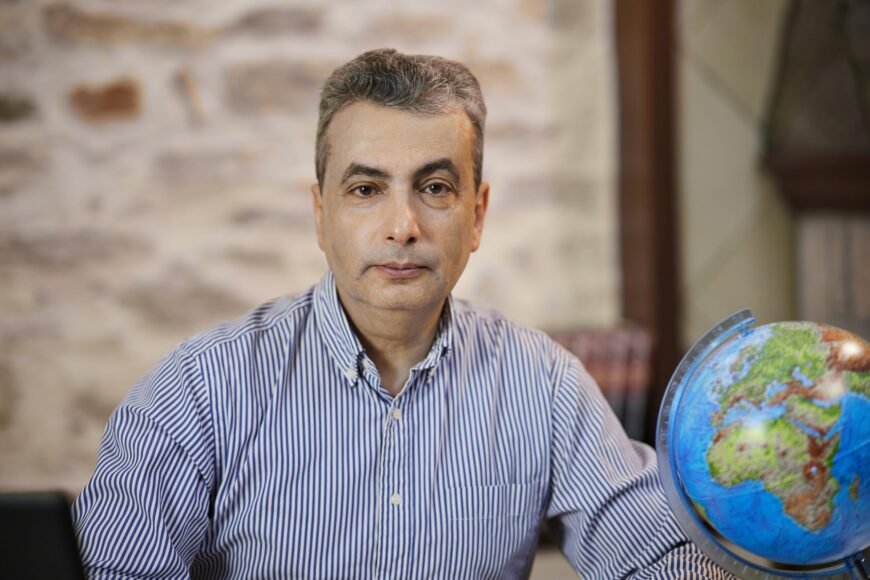 Shlosberg Imprisoned as Yabloko Excluded from Election