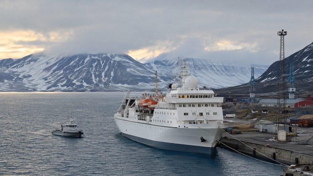 Norway Detains Russian Vessel in Svalbard